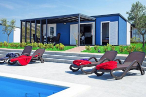 Mobile home in Novigrad about 100 m from the sea